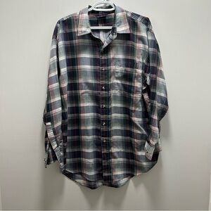 Truly casual light button down plaid shirt
